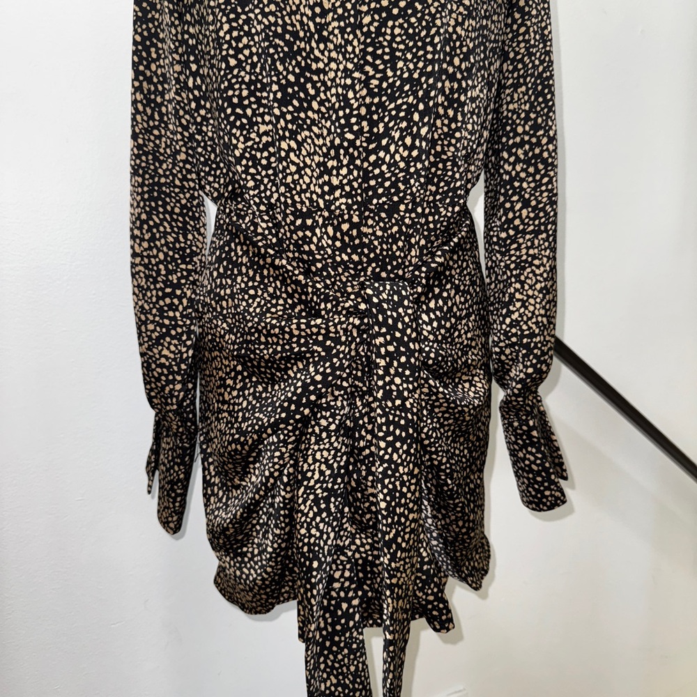 Vici Soft Looks Printed Satin Wrap Mini Dress - Picture 4 of 10
